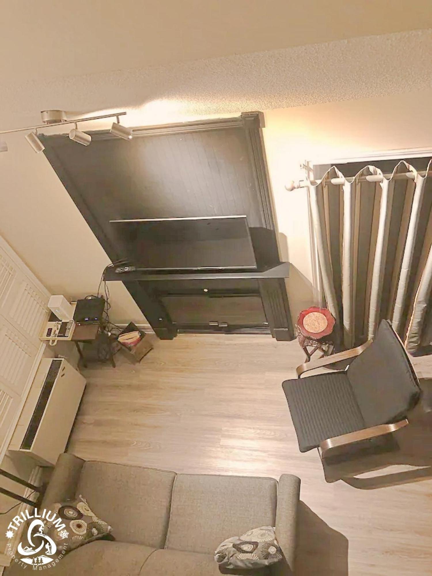 Blue Mountain, Collingwood - Loft Condo, Sleeps 4 Блу-Маунтінс Екстер'єр фото