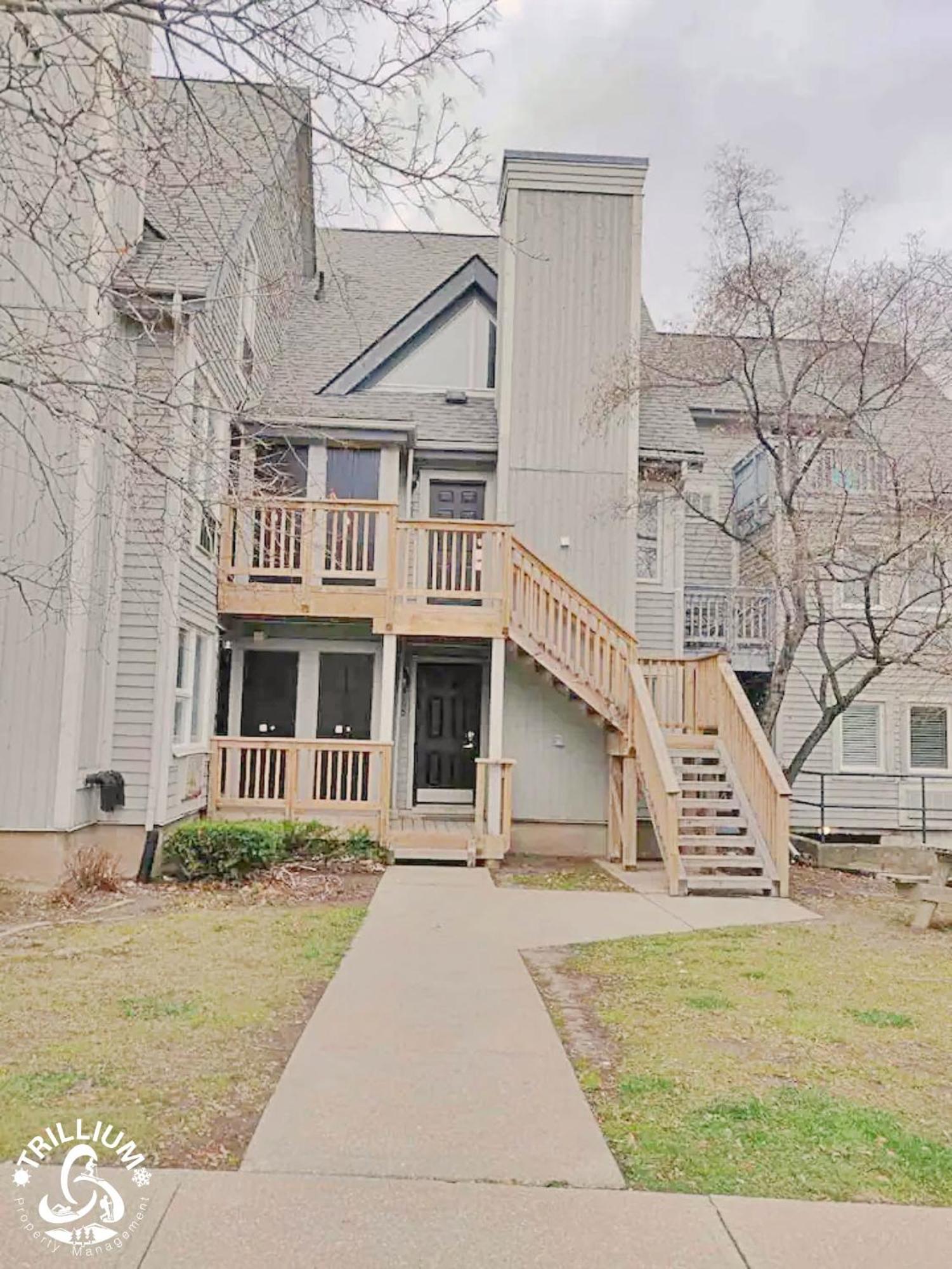 Blue Mountain, Collingwood - Loft Condo, Sleeps 4 Блу-Маунтінс Екстер'єр фото